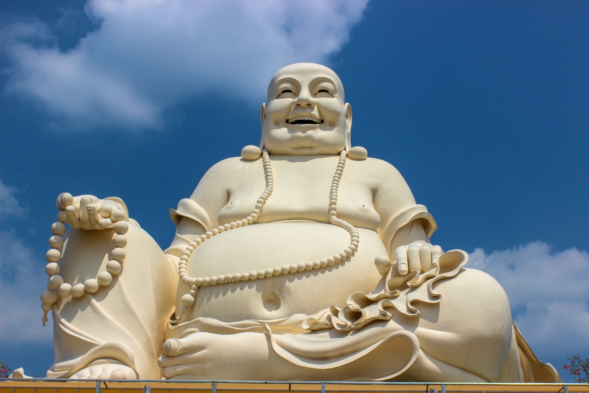 高清大型弥勒佛像图片5k宗教壁纸下载-86资源网